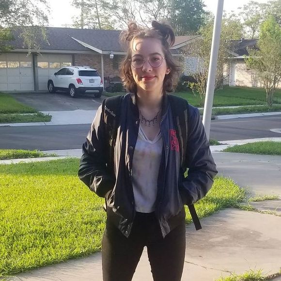 Meet your Posher, Kaite - Picture 1 of 1